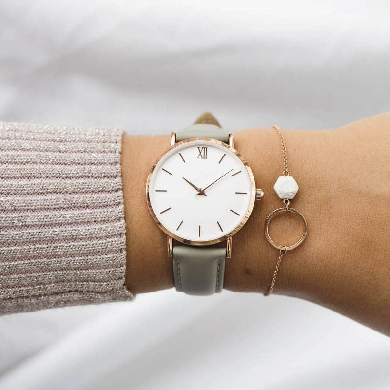 Montres pour femmes en cuir, montre à quartz pour dames.