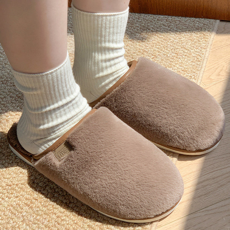 Pantoufles en peluche d’hiver Chaussures de maison solides chaudes Antidérapant Sol de la chambre à coucher Pantoufle de maison pour les femmes Hommes