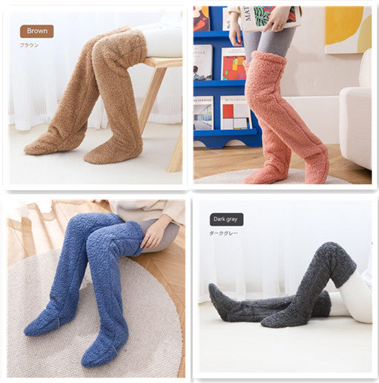 Chaussettes longues et chaudes en laine pour l'hiver, qui montent au-dessus du genou et protègent du froid au niveau des jambes et des genoux. Chaussettes idéales pour rester au chaud à la maison.