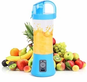 Mixeur à smoothie portable électrique pour fruits, rechargeable par USB.