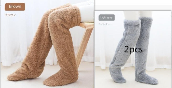 Chaussettes longues et chaudes en laine pour l'hiver, qui montent au-dessus du genou et protègent du froid au niveau des jambes et des genoux. Chaussettes idéales pour rester au chaud à la maison.