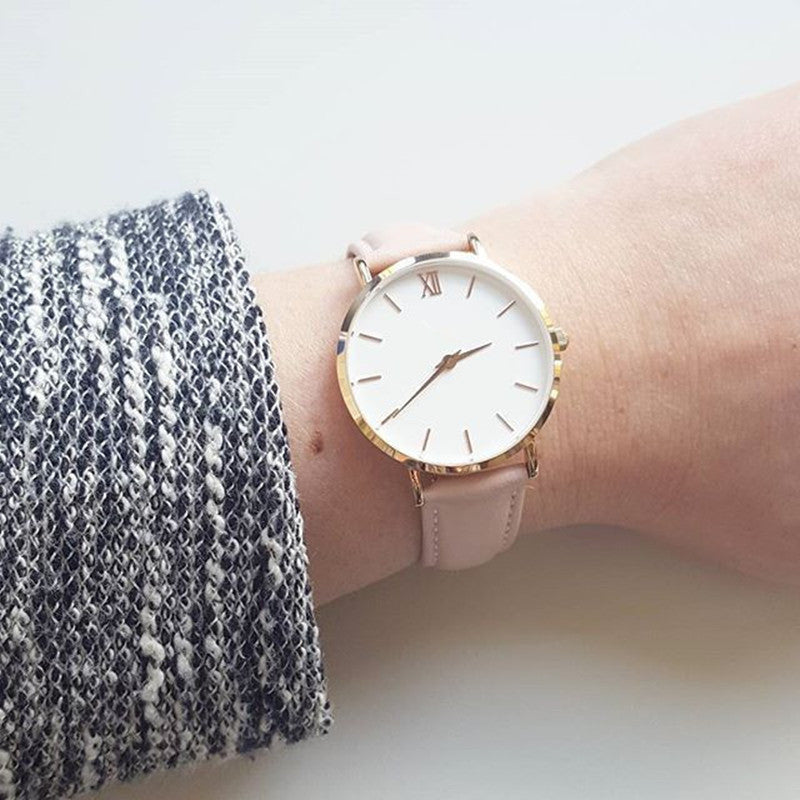 Montres pour femmes en cuir, montre à quartz pour dames.