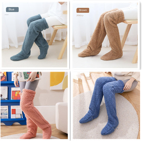 Chaussettes longues et chaudes en laine pour l'hiver, qui montent au-dessus du genou et protègent du froid au niveau des jambes et des genoux. Chaussettes idéales pour rester au chaud à la maison.