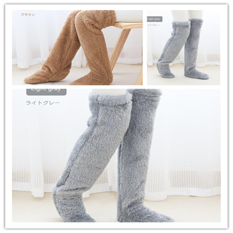 Chaussettes longues et chaudes en laine pour l'hiver, qui montent au-dessus du genou et protègent du froid au niveau des jambes et des genoux. Chaussettes idéales pour rester au chaud à la maison.