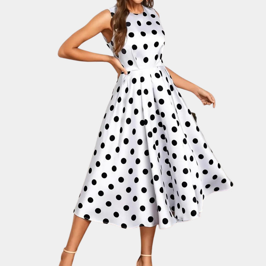 Robe sans manches à pois pour femmes.