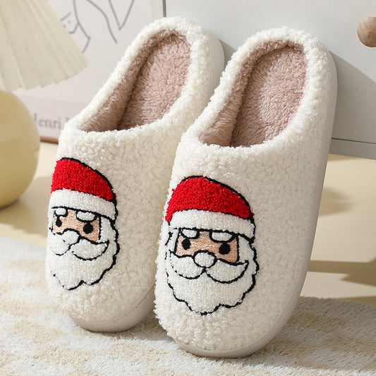 Chaussons de Noël mignons avec dessin animé du Père Noël en coton pour femmes et hommes, idéaux pour l'hiver et les couples.