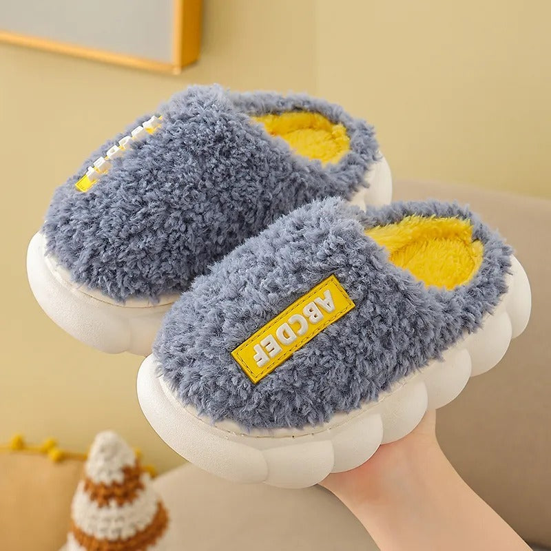 Chaussons en coton pour enfants avec semelle souple simple.