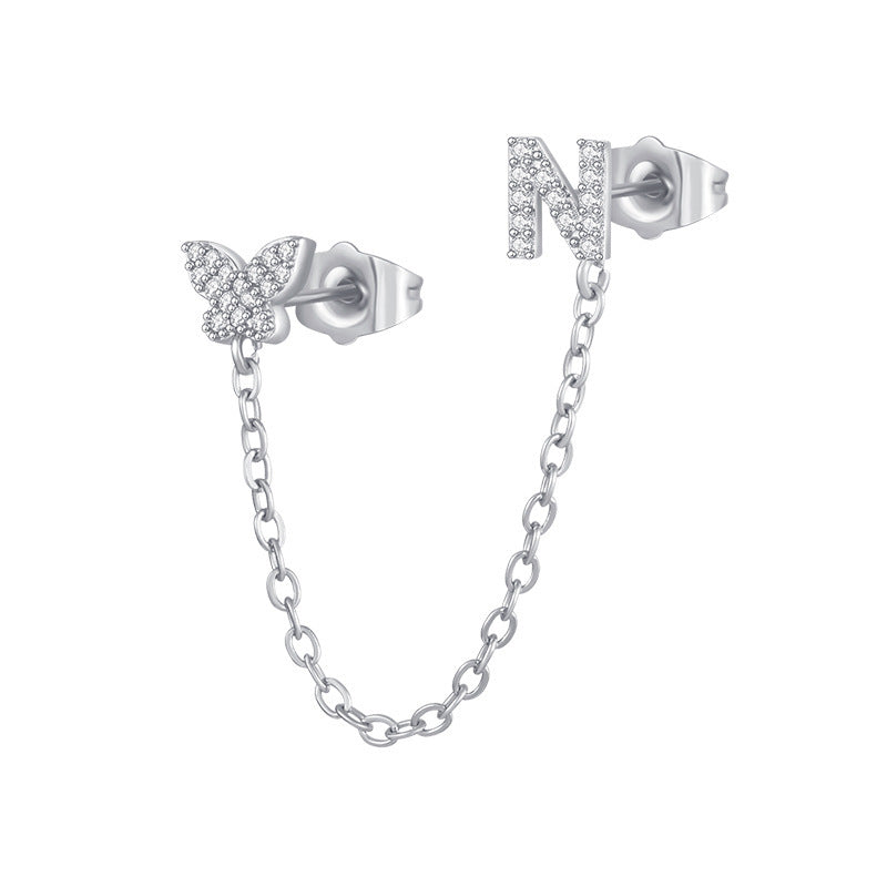 Boucles d'oreilles en forme de papillon avec zircon et lettre pour femme.