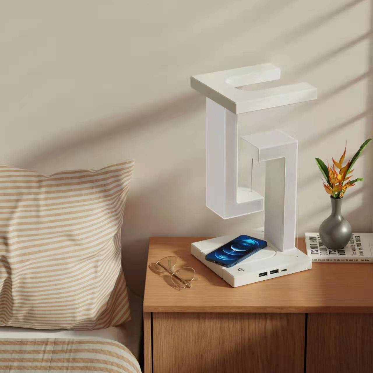 Smartphone créatif sans fil charge suspension lampe de table lampe d’équilibre flottant pour la maison chambre à coucher