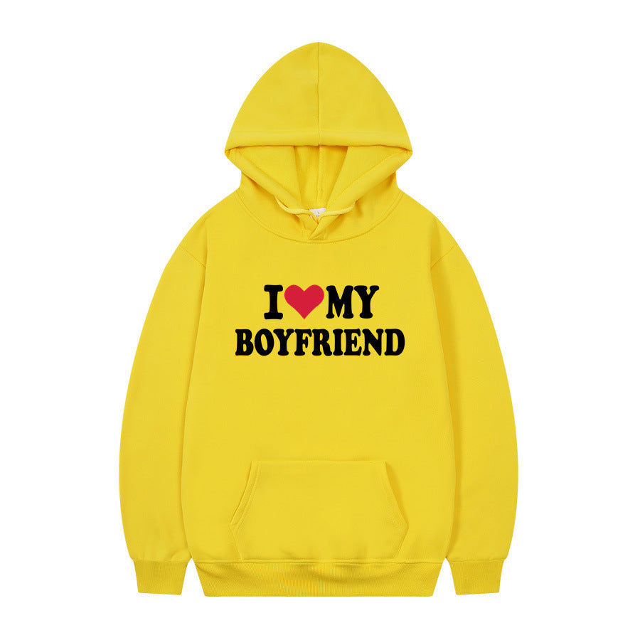 Sweat à capuche imprimé I Love My Boyfriend Pull - Ivory Deals Market