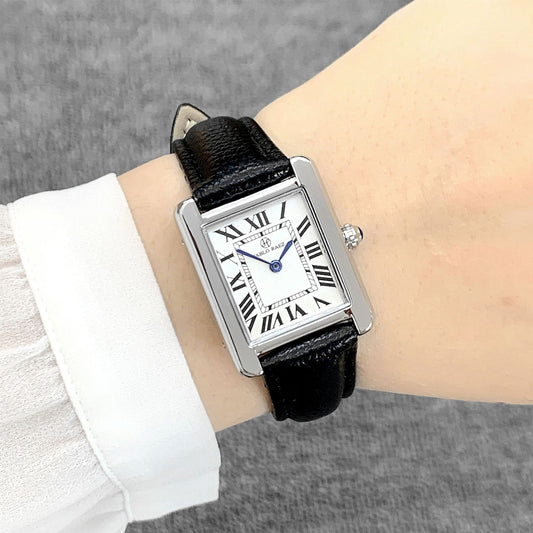 Montre à quartz avec cadran rectangulaire et échelle romaine pour femmes