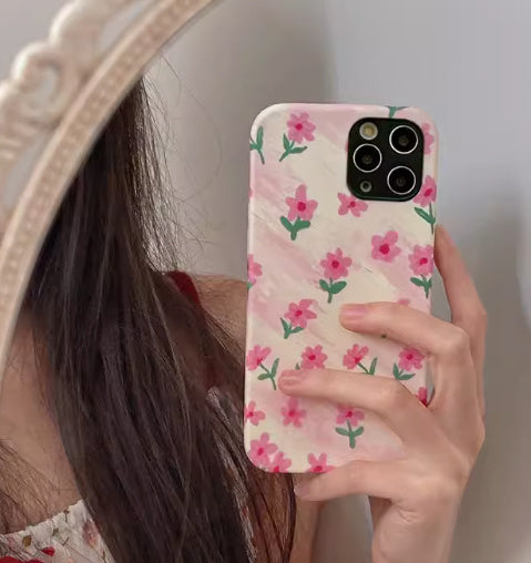 Étui de téléphone portable avec un maquillage de base simple et floral