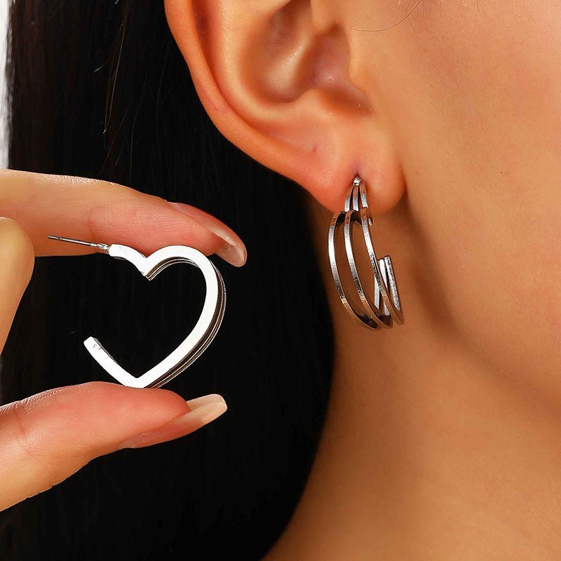 Boucles d'oreilles à trois lignes Love Heart Stud Double couche Cercle Simple pour femmes - Ivory Deals Market