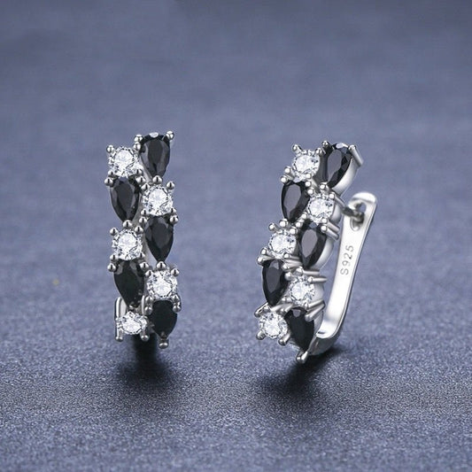 Boucles d'oreilles en zirconium entièrement serties de strass, motif géométrique rond - Ivory Deals Market