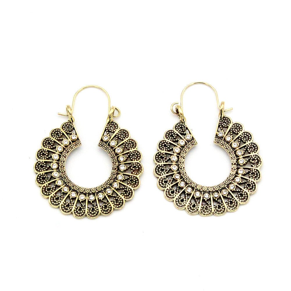 Boucles d'oreilles ethniques bohémiennes. - Ivory Deals Market