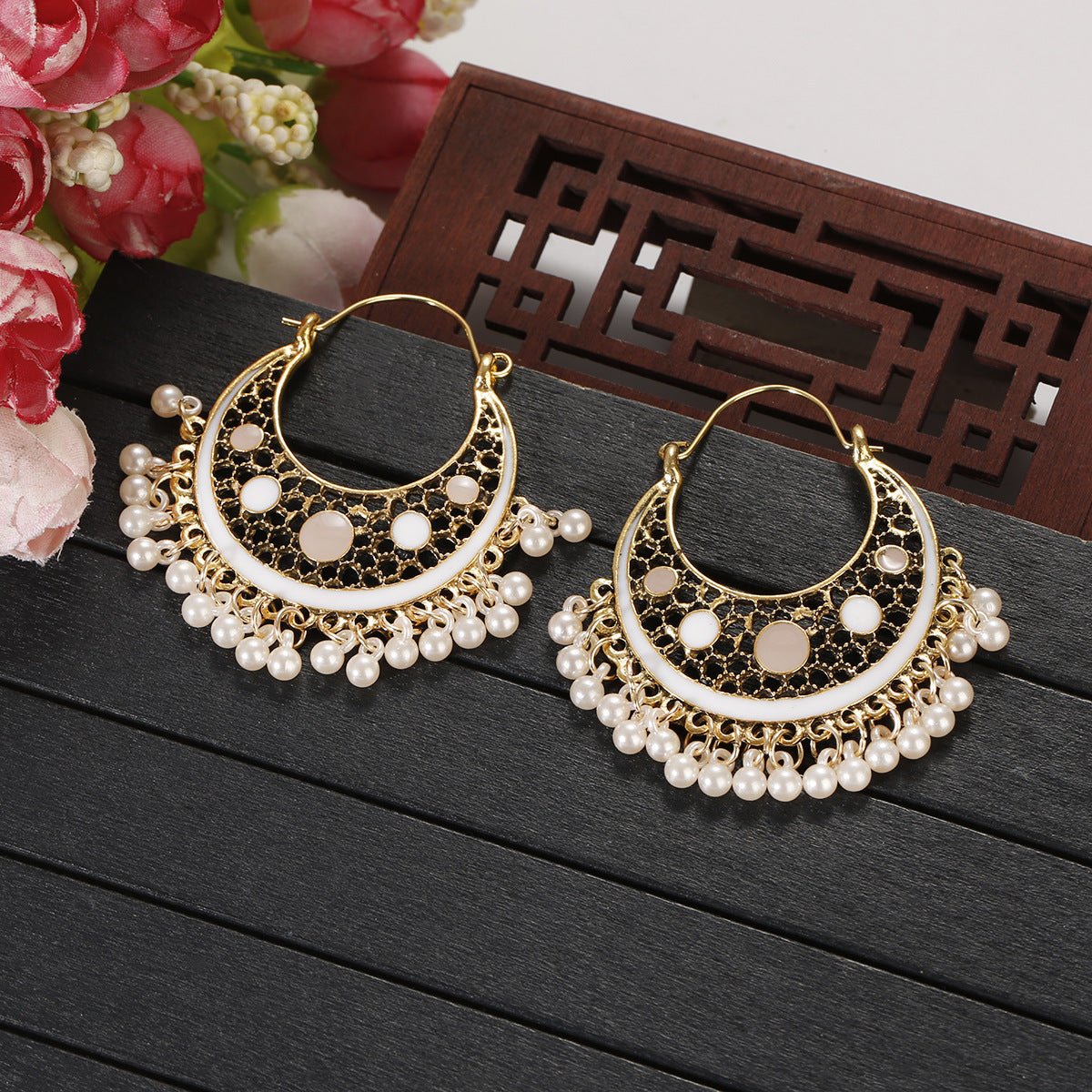 Boucles d'oreilles style ethnique bohème style ethnique indien rétro style Hong Kong - Ivory Deals Market