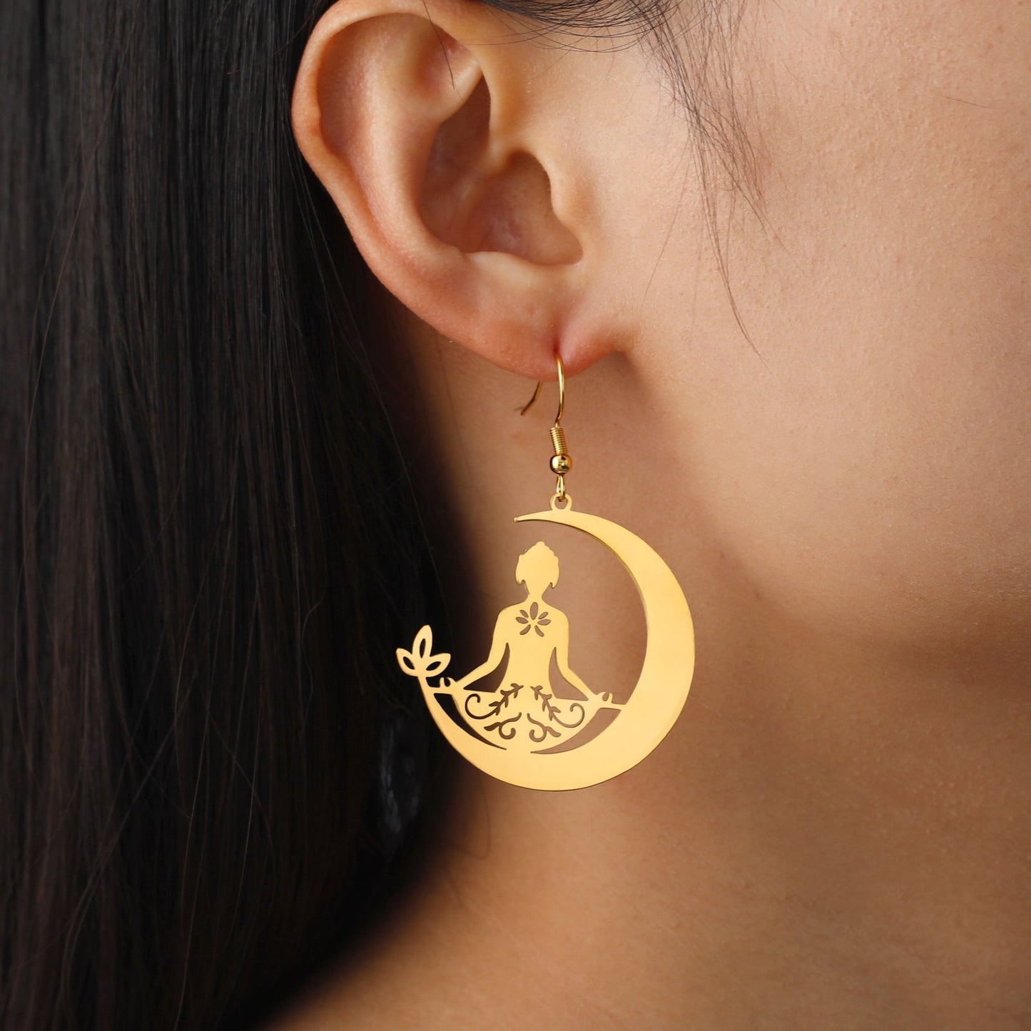 Boucles d'oreilles yoga lune en acier inoxydable méditation - Ivory Deals Market