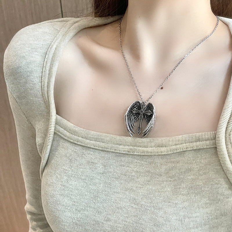 Collier avec pendentif en forme d'ailes d'ange gardien tendance et élégant pour femmes