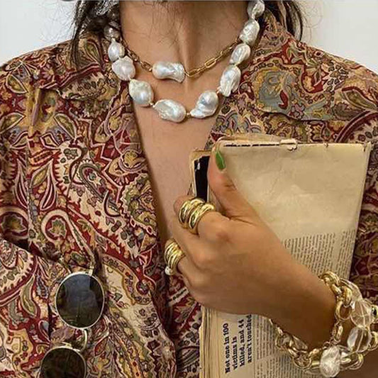 Collier de perles irrégulières de style vacances. - Ivory Deals Market