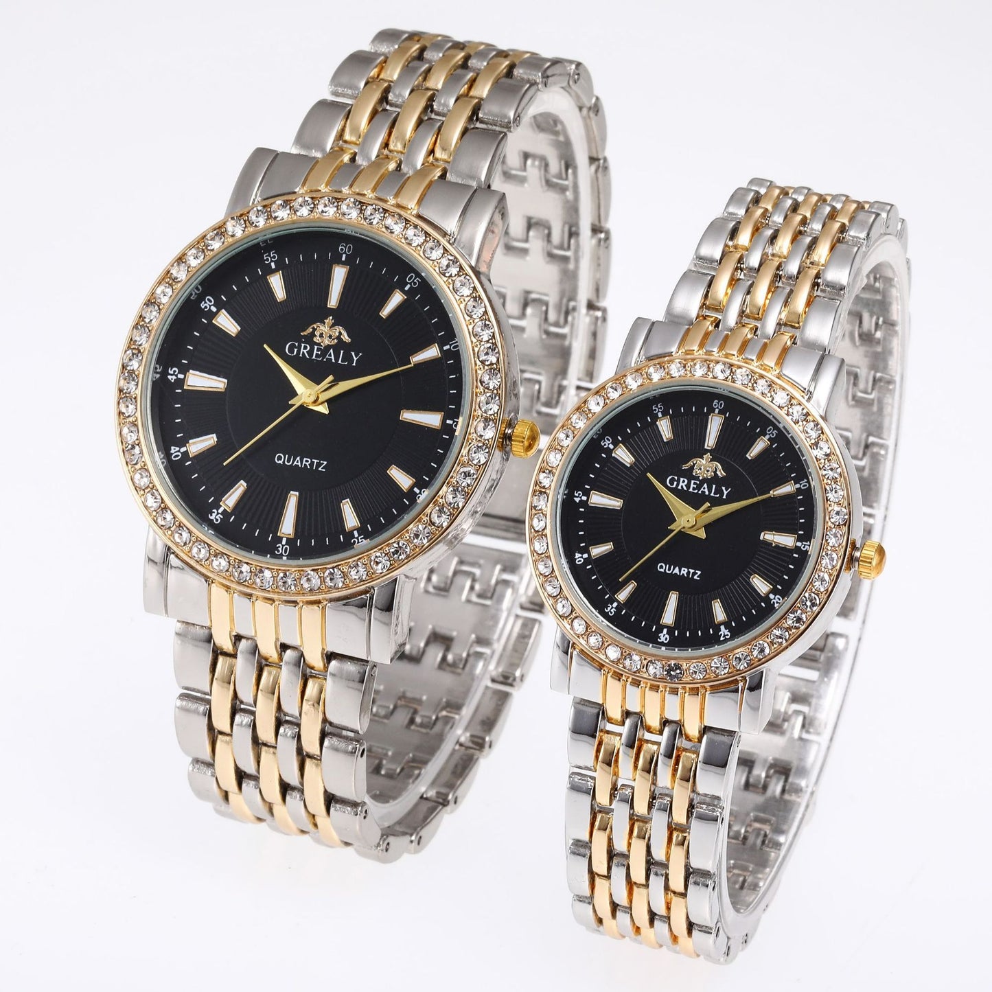 Montre pour couple avec cadran romain et bracelet en acier orné de diamants