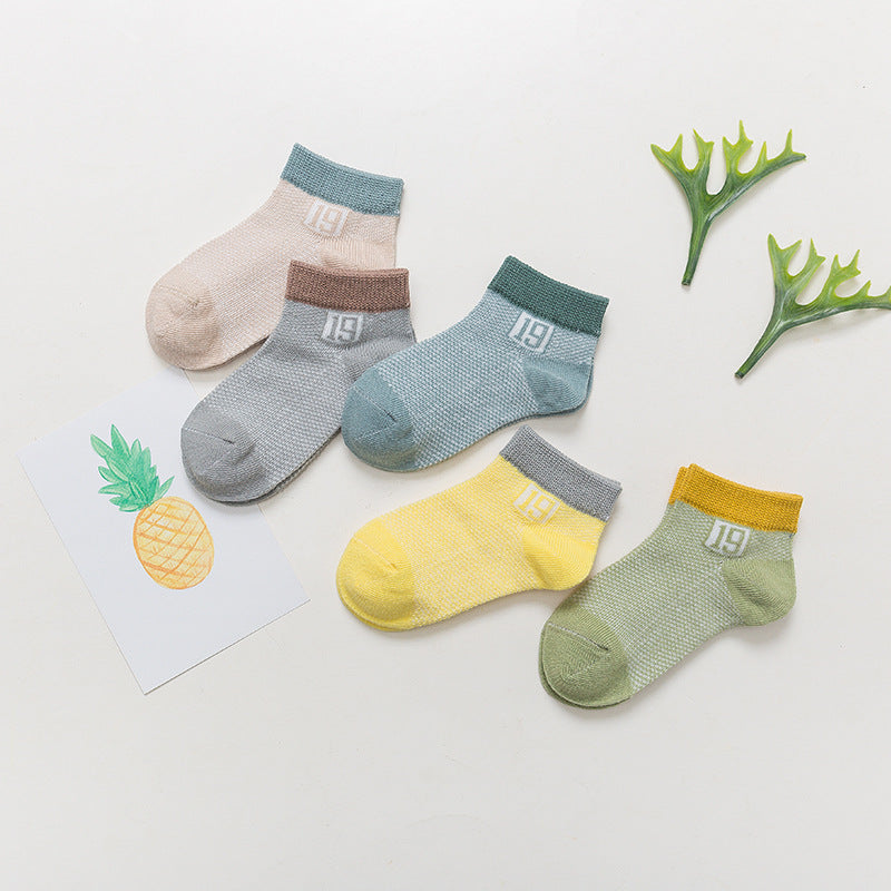 Chaussettes en coton respirantes pour bébés garçons et filles.