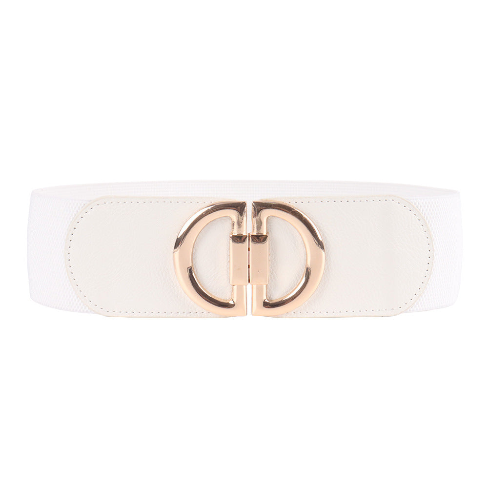 Une ceinture large avec une paire de boucles élastiques pour femmes