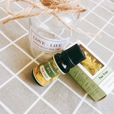 Huile essentielle d'aromathérapie à base de plantes. - Ivory Deals Market